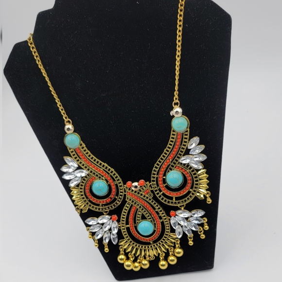 Fashion statement Rhinestone boho Necklace - Picture 5 of 5